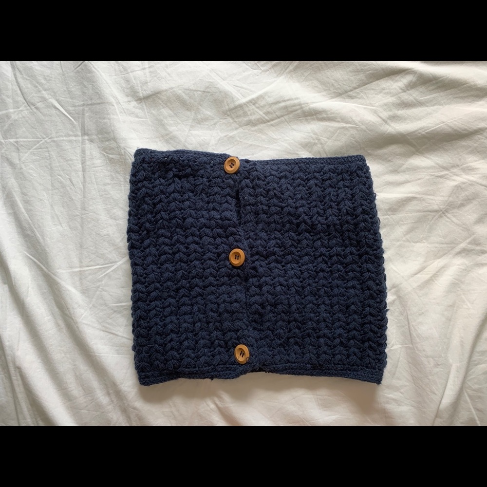 Navy circle scarf with brown buttons